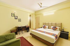 Fabhotel The Stem