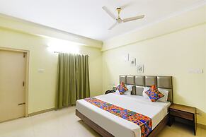 Fabhotel The Stem