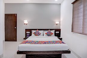 Fabhotel Blue Inn