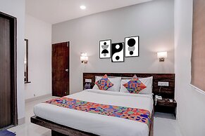 Fabhotel Blue Inn