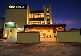 Fabhotel Atithi Bhawan