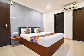Fabhotel The Cozy Stay