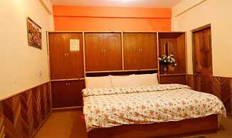 Fabhotel Ballu’S Cafe & Resort