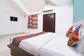 Fabhotel Triple Beach House