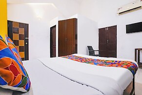 Fabhotel Triple Beach House