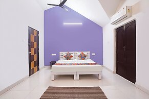 Fabhotel Triple Beach House