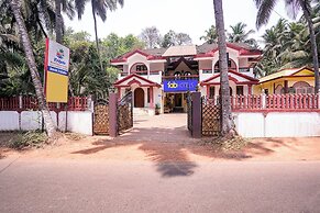 Fabhotel Triple Beach House