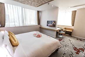 China Mayors Plaza Hotel