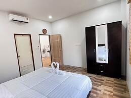 Villa Ao Nang Krabi with a free car