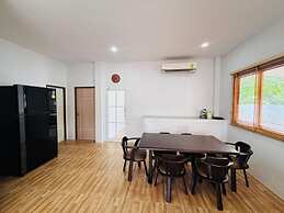Villa Ao Nang Krabi with a free car