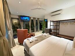 7 Tree Resort & Restaurant