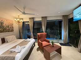 7 Tree Resort & Restaurant