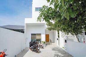 La cha cha Residence