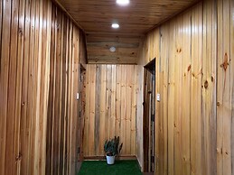 Hotel Basera