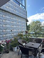 Hotel Basera