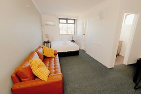 Canberra Park Motel