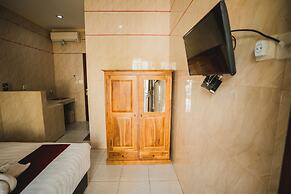 Santhi Graha Guest House
