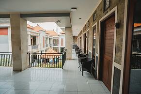 Santhi Graha Guest House