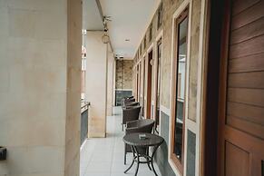 Santhi Graha Guest House