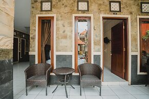 Santhi Graha Guest House