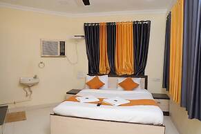 Raval Resort