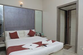 Raval Resort