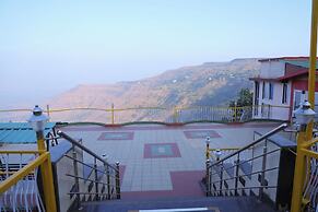 Raval Resort