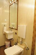 Raval Resort