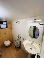 Raval Resort