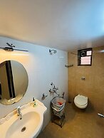 Raval Resort