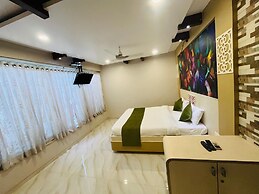 Raval Resort