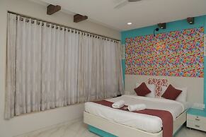 Raval Resort