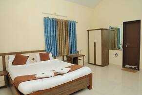 Raval Resort