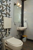 Raval Resort