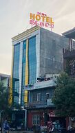 Chitwan Business Hotel