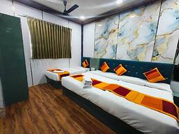 Papaya Leaf inn