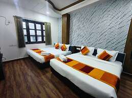 Papaya Leaf inn