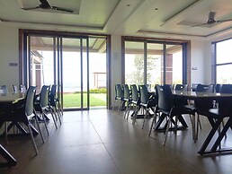 Grand Valley Resort