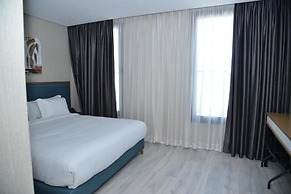 Privilege Oasis Hotel