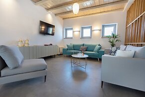 Armantanis Luxury Suites