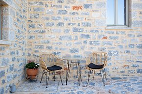 Armantanis Luxury Suites