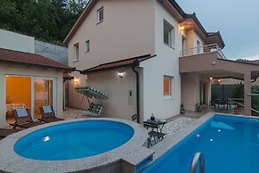 Holiday Home Vele With Pool