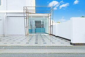 Suiteftl Kompally Property