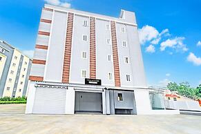 Suiteftl Kompally Property