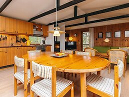 6 Person Holiday Home in Albaek