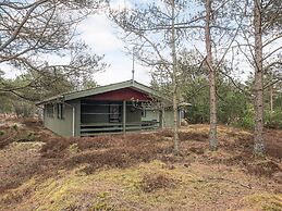 6 Person Holiday Home in Albaek