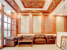Super Deluxe Roomgk Residency