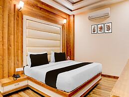 Super Deluxe Roomgk Residency