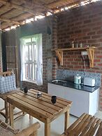 Huts Life Home Stay