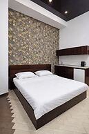 Fama 12 Hotel